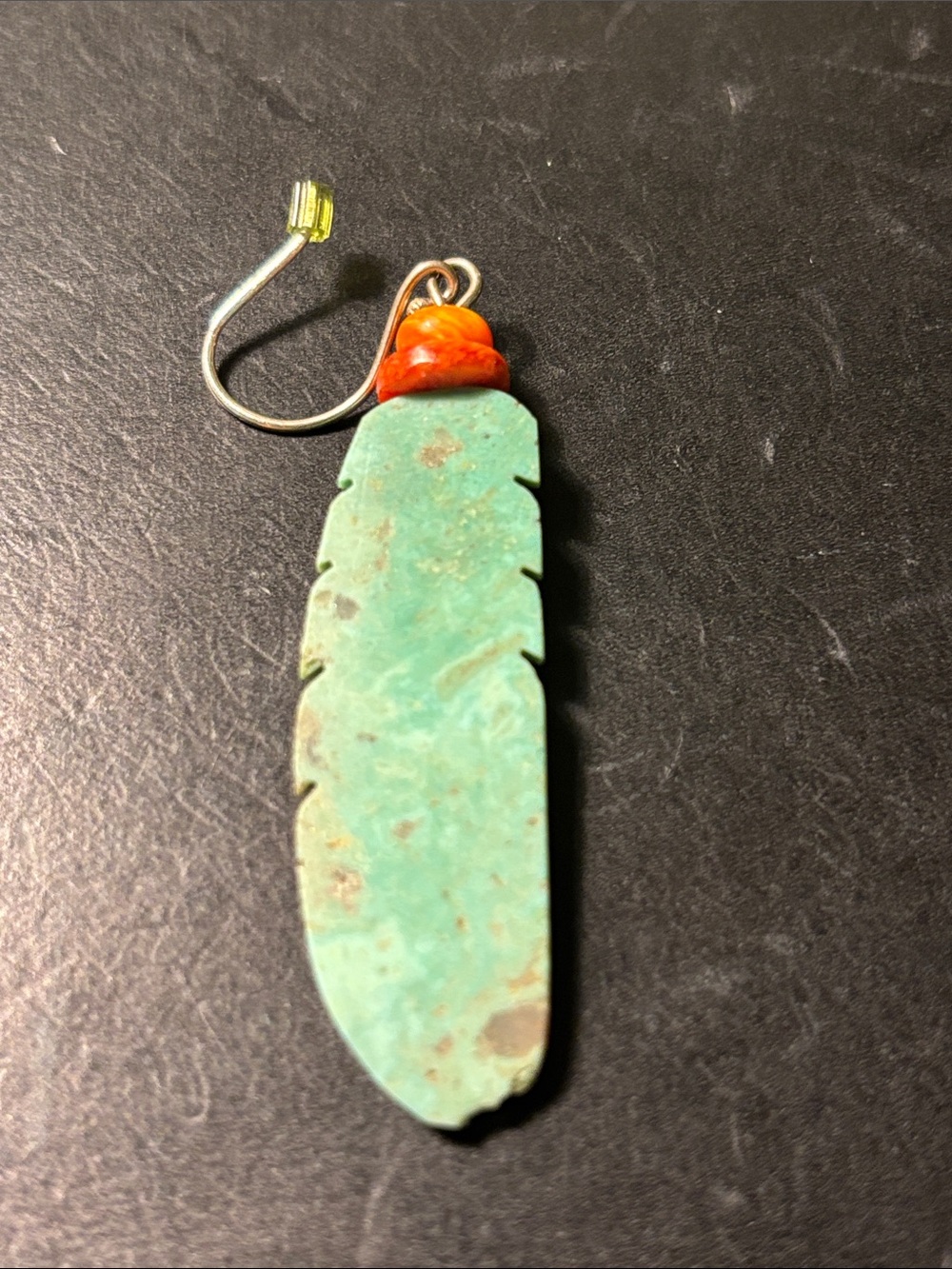 Green turquoise feather earrings - Picture 4 of 4